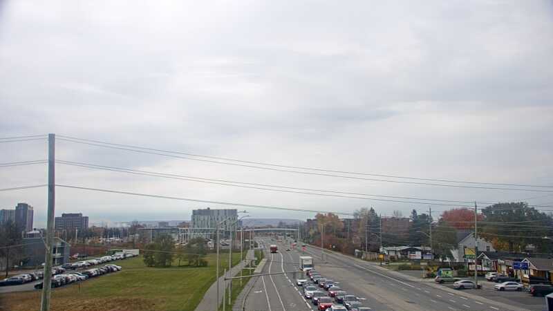Live camera: Woodroffe and Meadowlands/Tallwood