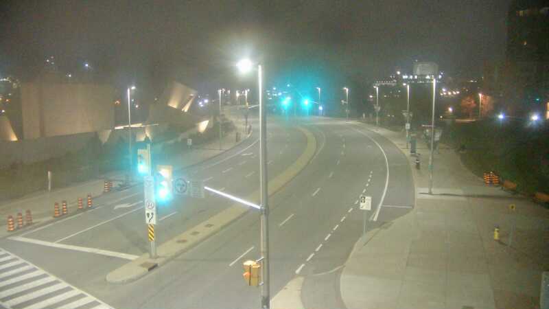 Live camera: Booth & Kichi Zībī Mīkan / Wellington