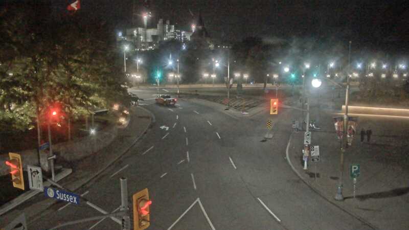 Live camera: St Patrick & Sussex (Alexandra Bridge approach)