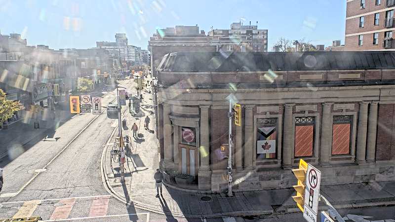 Live camera: Bank at Somerset